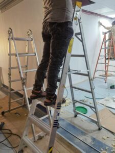 مشروع تطوير بيئة العمل بمختبر السموم بمجمع ارادة للصحة النفسية (7)